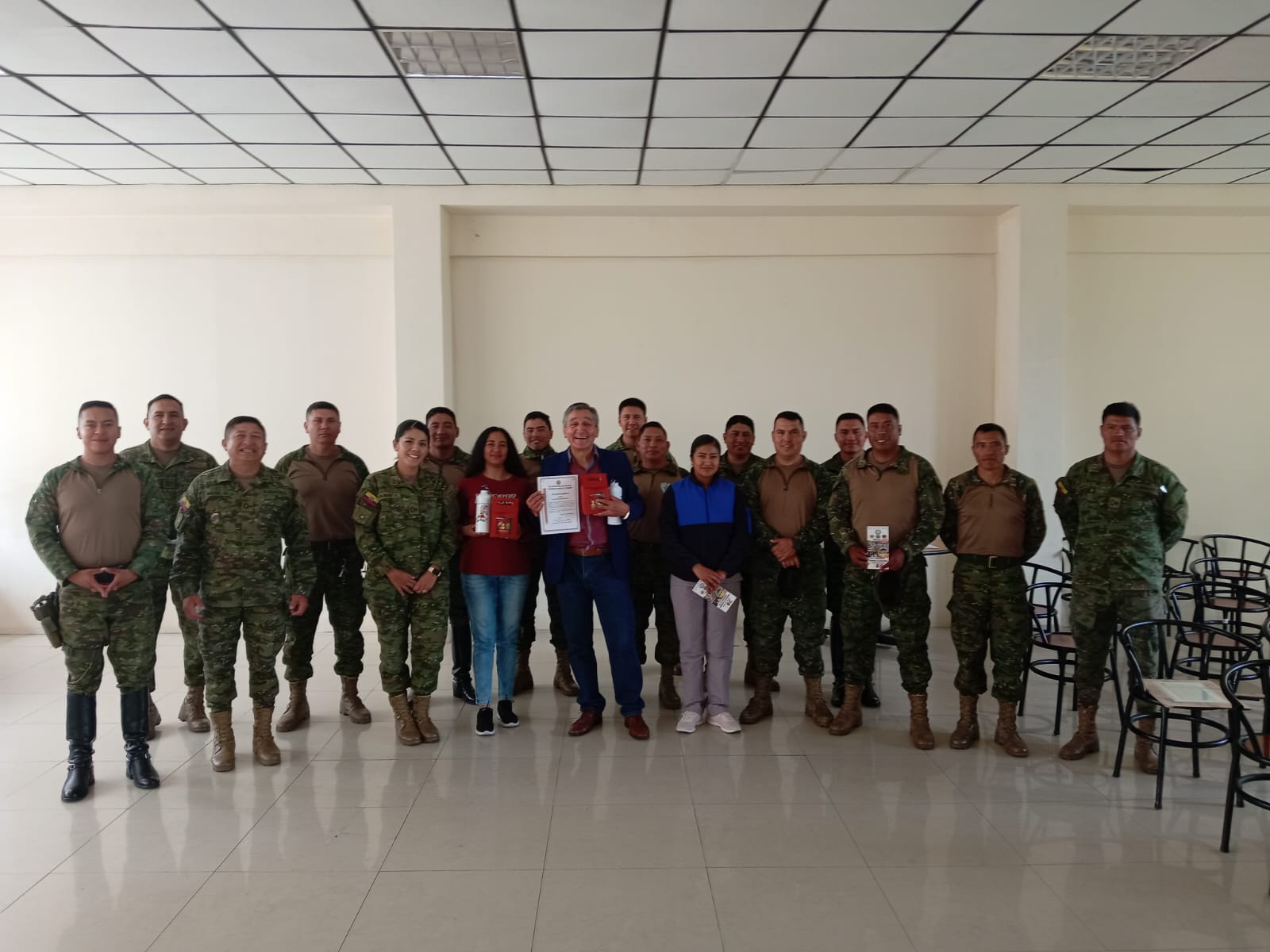 Fuerzas Armadas y sus familiares